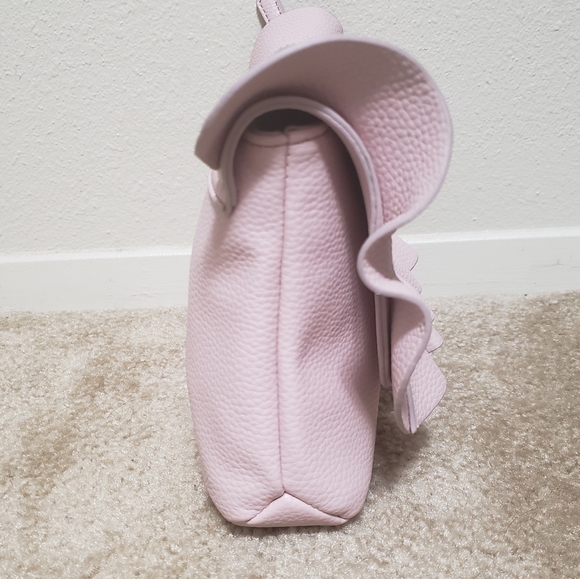 NWT New York & Company ruffled clutch - Picture 3 of 7